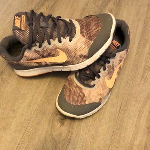 Nike Flex Tennis Shoes